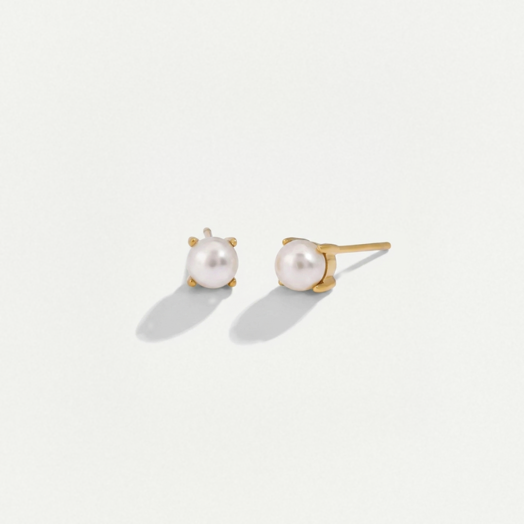 Studs Perla