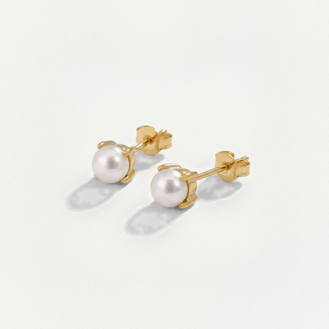 Studs Perla