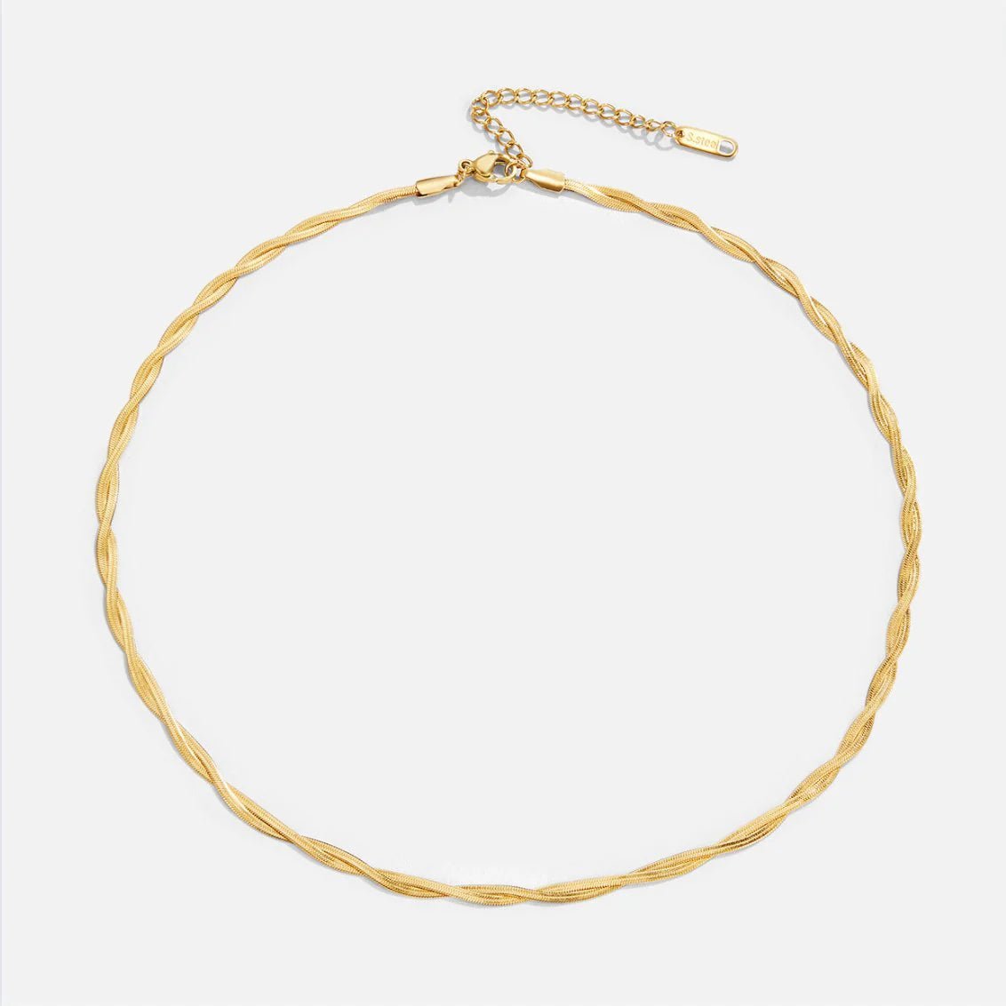 Collar con cadena retorcida