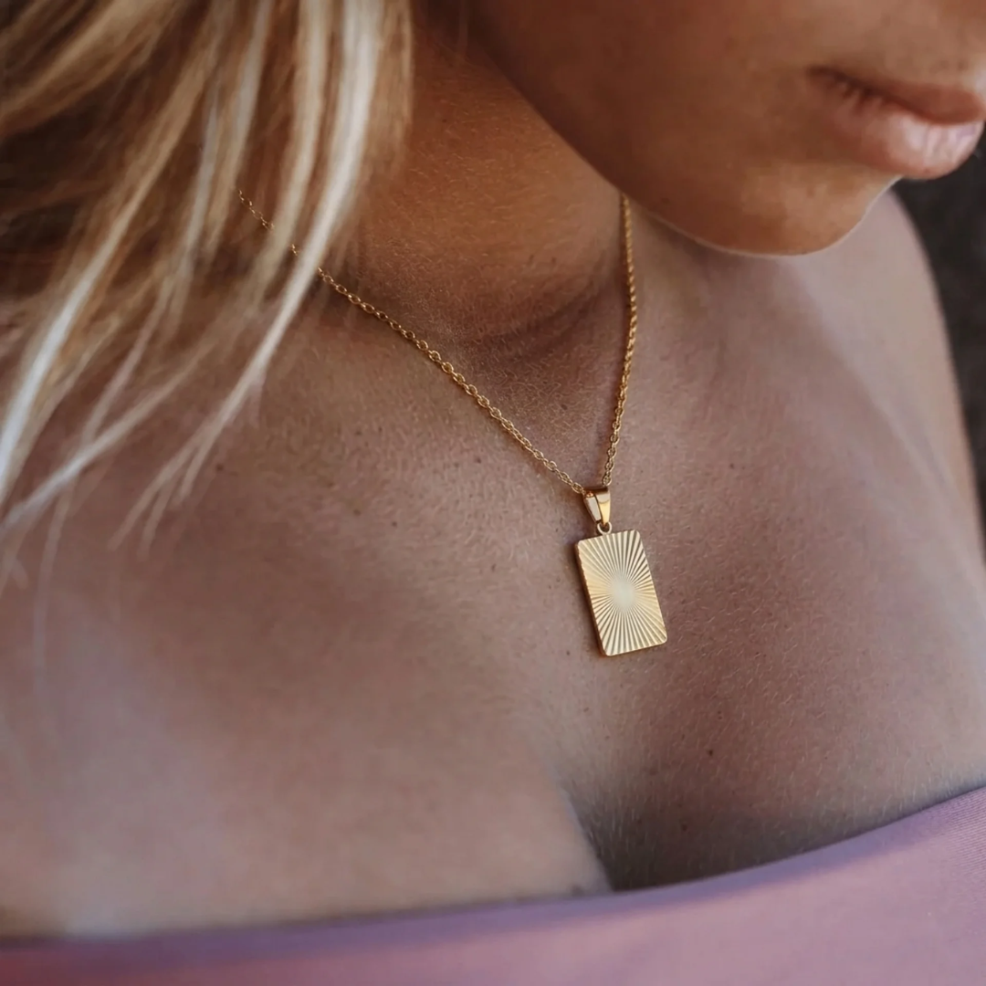 Collar Aura