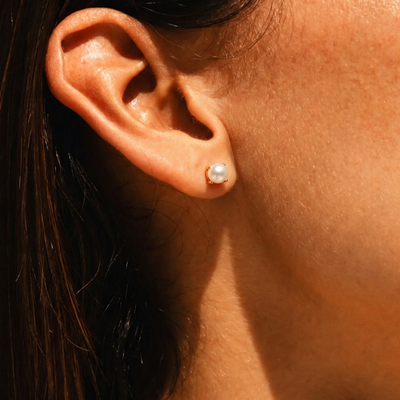 Studs Perla