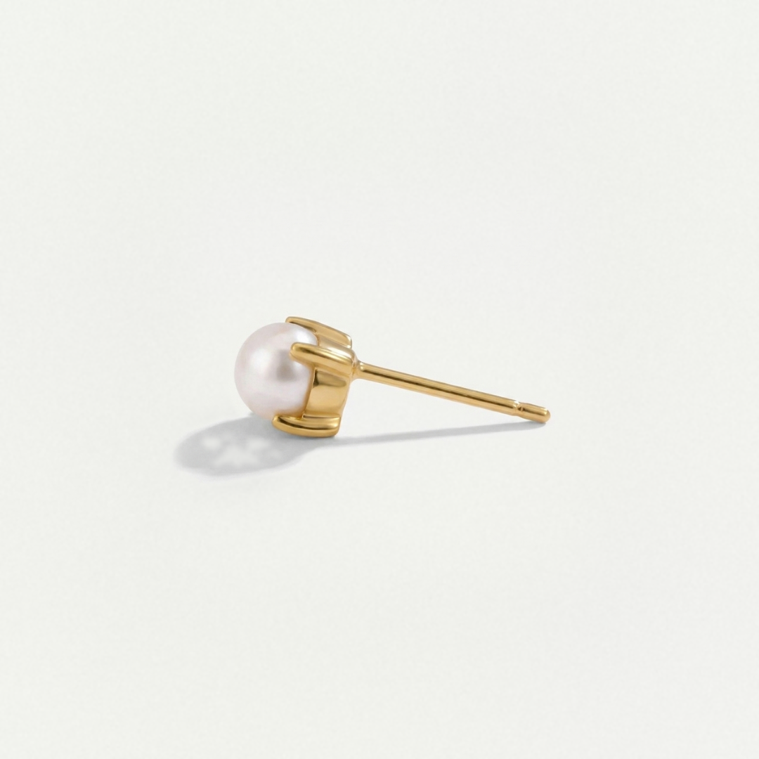 Studs Perla